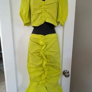 Boohoo Lime Ruched Skirt Set